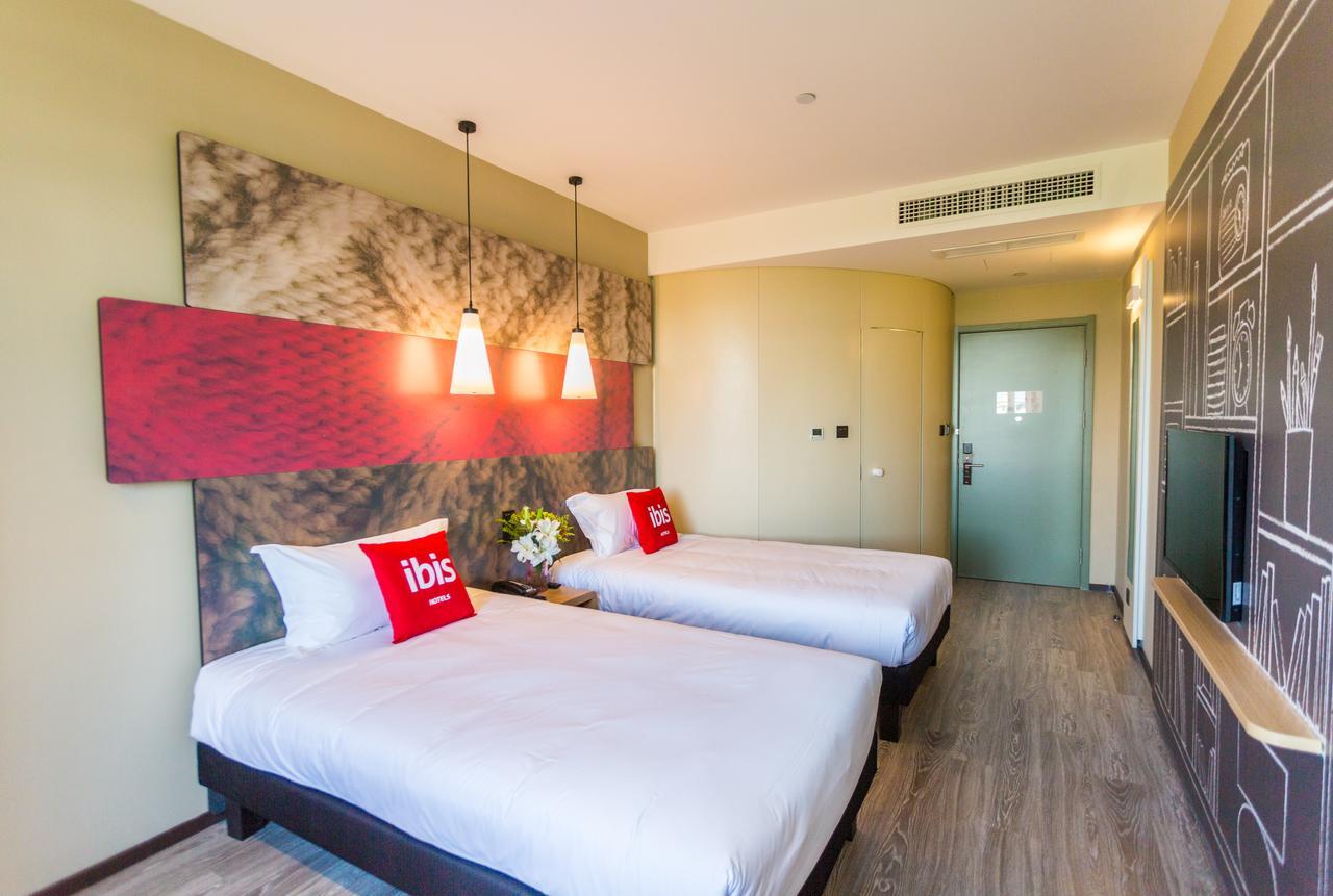 Ibis Wenzhou University Hotel Exterior photo