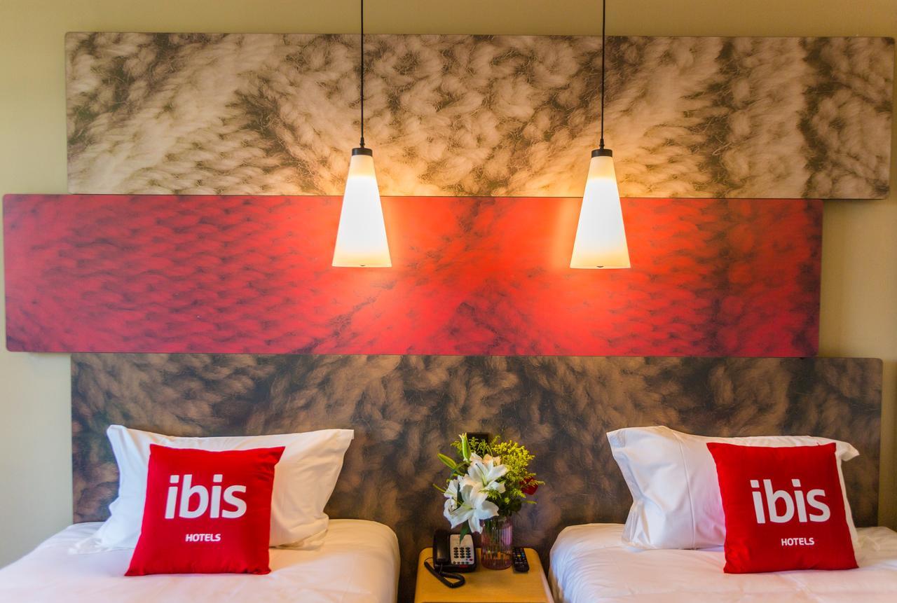 Ibis Wenzhou University Hotel Exterior photo