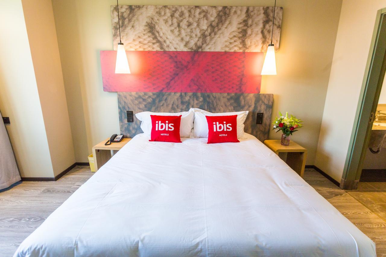 Ibis Wenzhou University Hotel Exterior photo